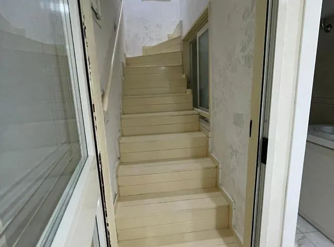 Nanet House بيت للعطل *