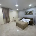 Nanet House